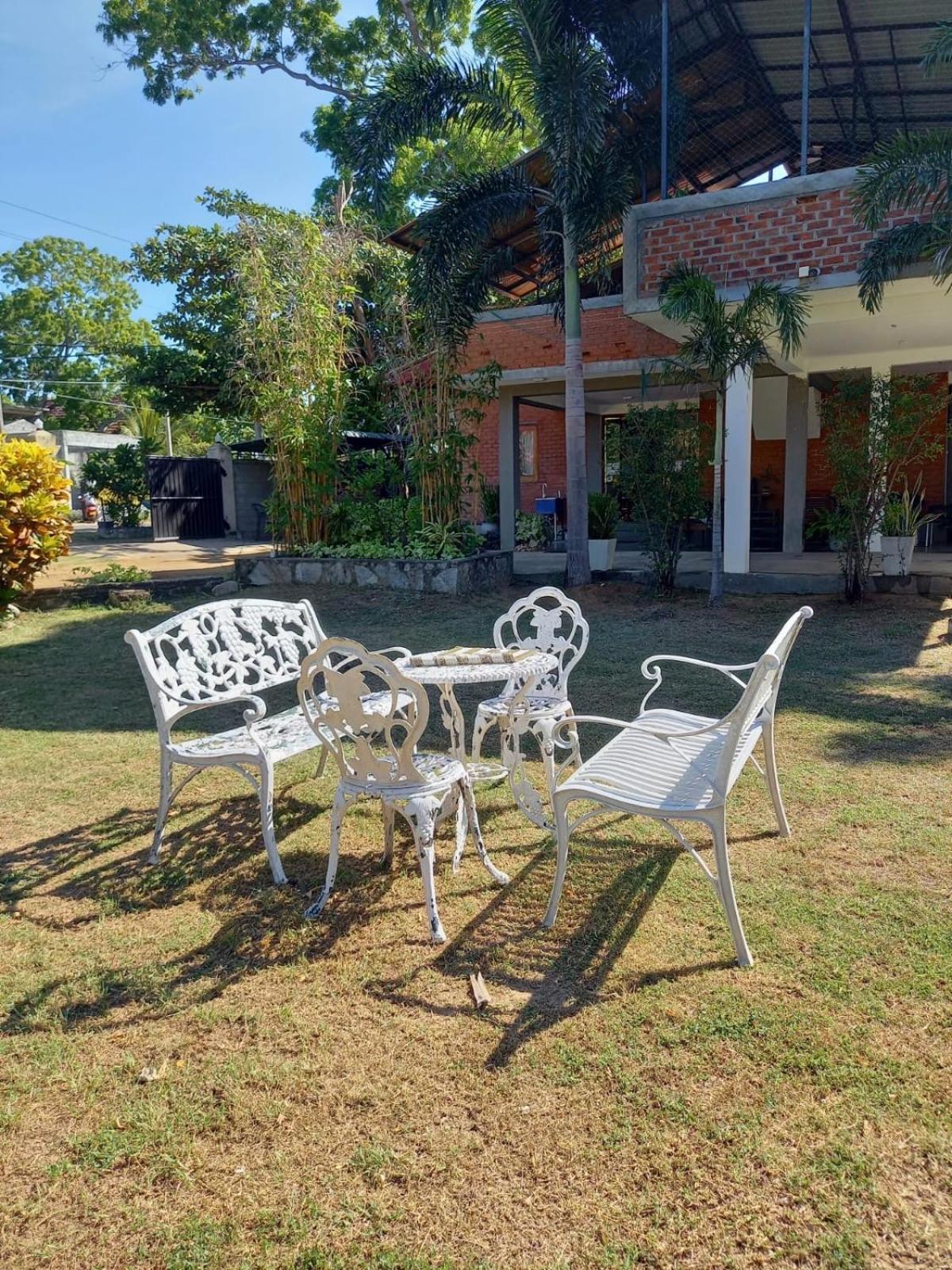 Blue Sands Beach Resort Passikudah ภายนอก รูปภาพ